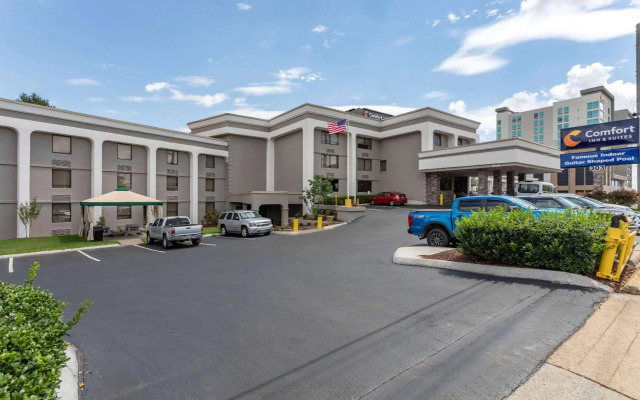 Comfort Inn & Suites Nashville Downtown – Stadium