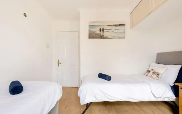 Stunning 2-bed Apartment in Dartford