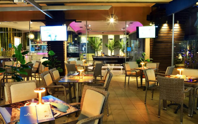 Akatos Hotel