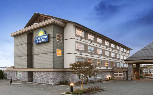 Days Inn & Suites by Wyndham Langley