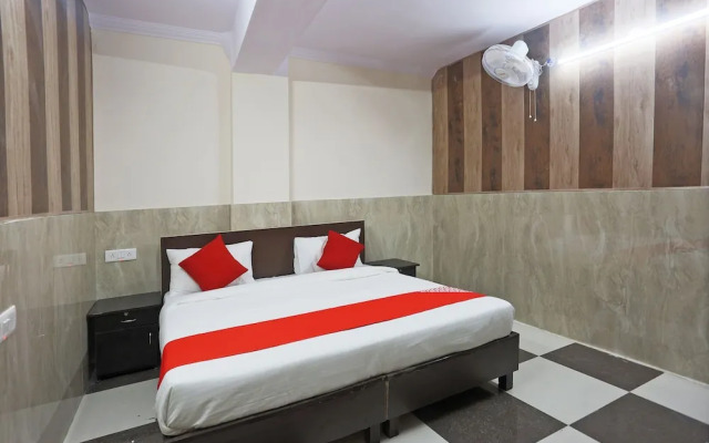 OYO Flagship 49221 Hotel Lemonade