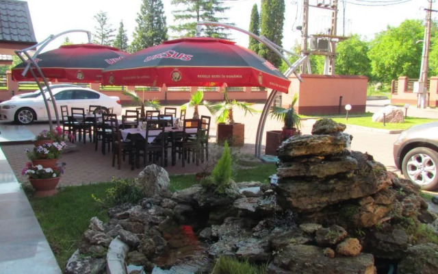 Pensiunea Sarmis Cristal