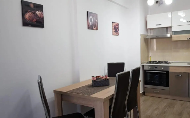 Eme Apartments 2