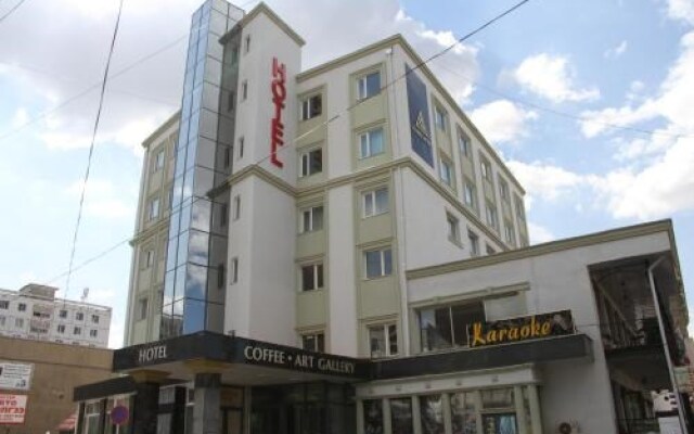 Sant Asar Hotel