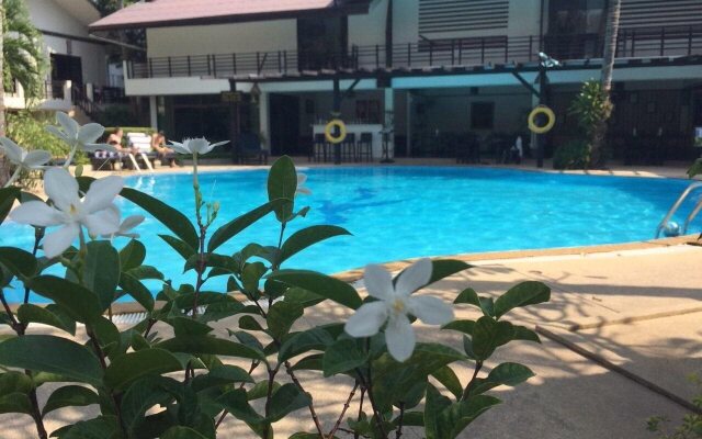 Bamboo Beach Hotel & Spa