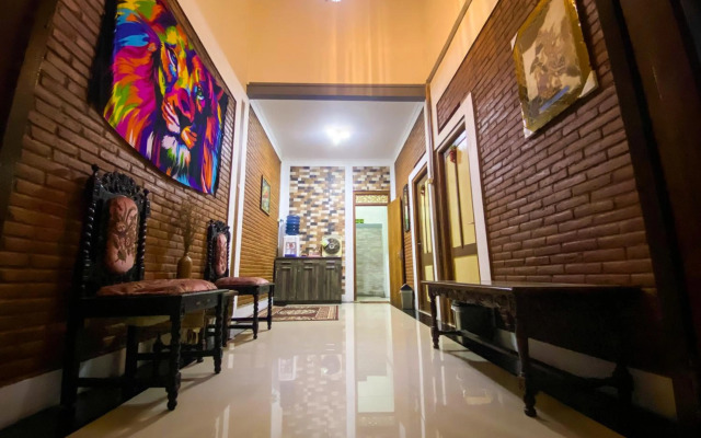 Omah Tukangan Homestay