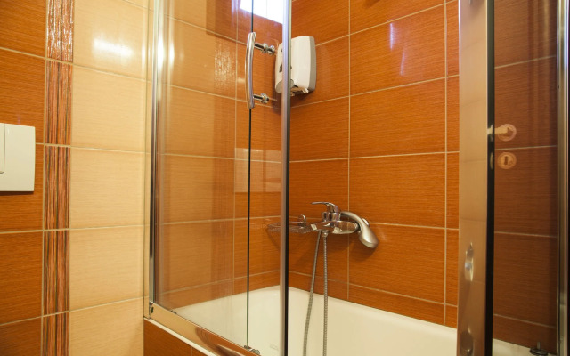 Meteoritis Hotel
