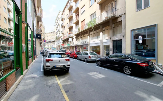 Standard Apartment by Hi5 - AsbÃ³th 15