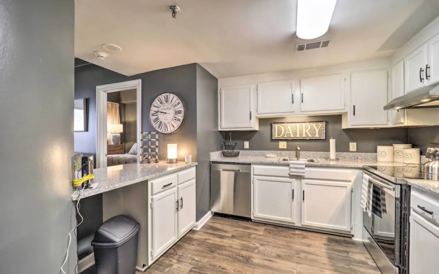 3 Mi to Skiing: Mtn-view Condo in Sugar Top Resort