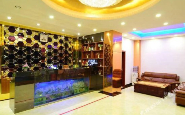 City Star (Guangzhou Baiyun International Airport)