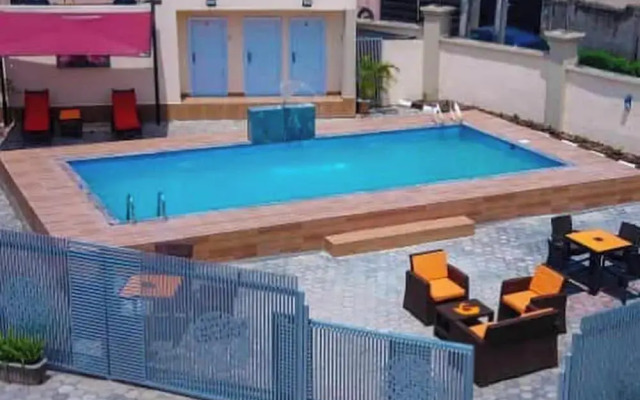 Fawzy Hotel