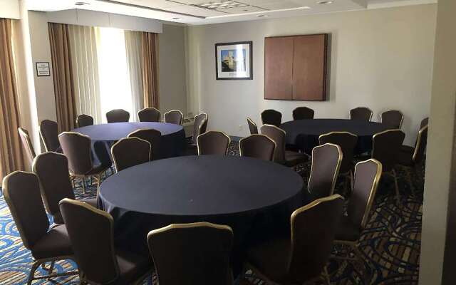 Ramada by Wyndham Cleveland Independence