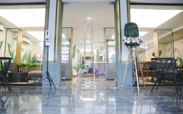 Lun Hotel Manado