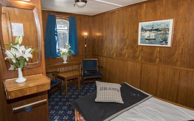 M/S Birger Jarl – Hotel & Hostel