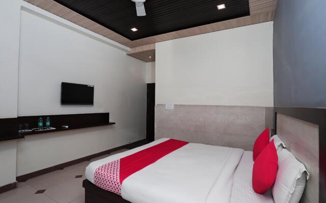 OYO 10290 Yashogopal Resortico