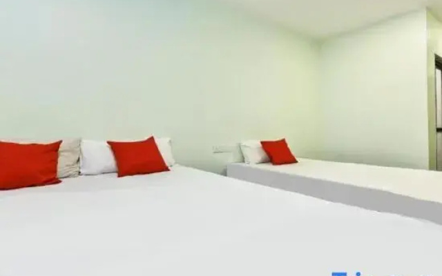 Th Hotel
