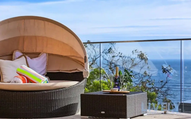 The Ocean s Edge Luxury Entertainer With Views