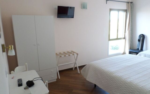 Borgo Manfria B&B