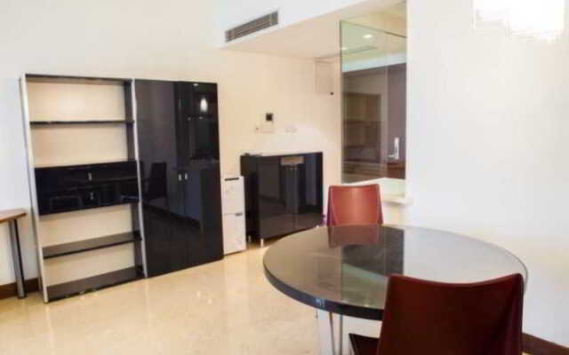 Yopark Serviced Apartment Jingan Four Season