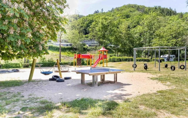 Nature Park Hillside Bungalow