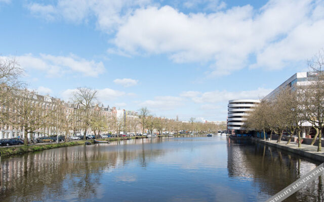 Nassau Canal Apartments