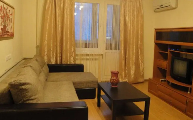 На Квадратов Красных Партизан 248