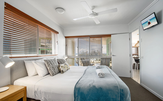 Rolling Surf Resort – Guest Rooms – Kings Beach
