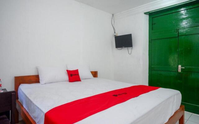 RedDoorz Syariah @ Ndalem Kembang Sore Yogyakarta