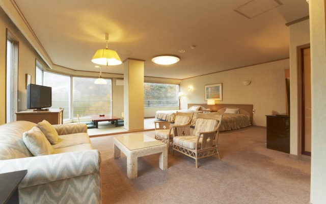 Select Grand Kagayamanaka – Guest Rooms – Kaga