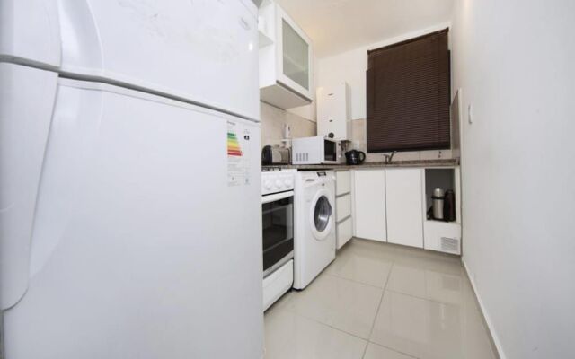 Bvd. Illia Flat MEC