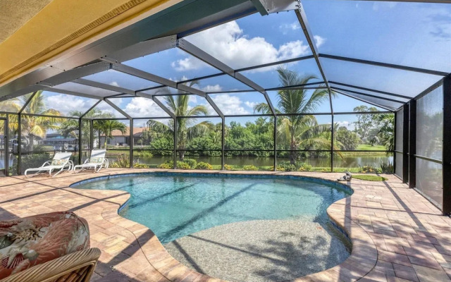 15736 Lakeland Circle