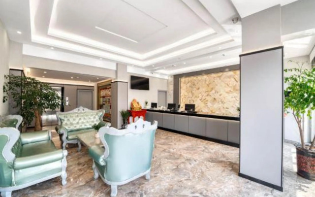 Mingjue Business Hotel