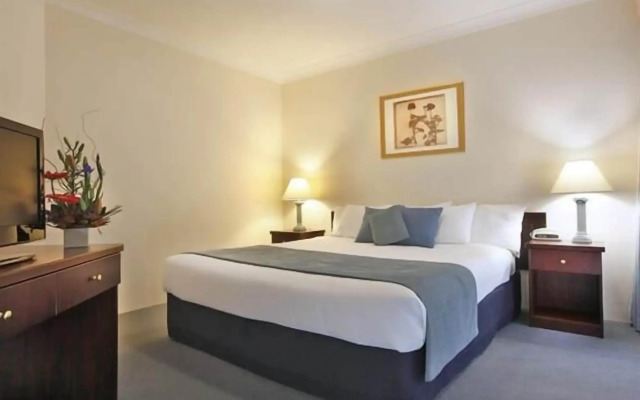 Charbonnier Motor Inn