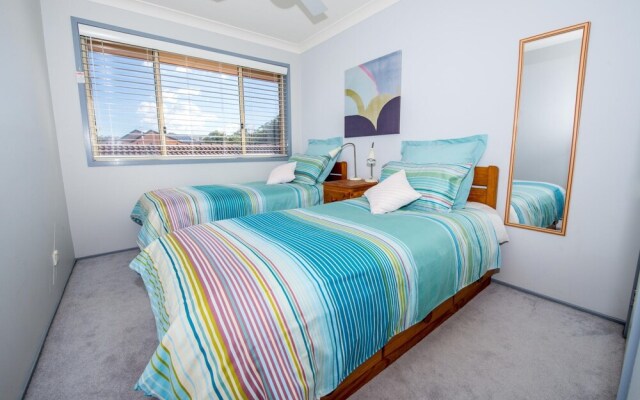 Rocky Pt Rd 83A - Fingal Bay