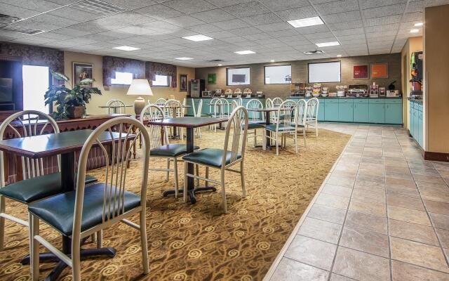 Comfort Suites Knoxville Airport