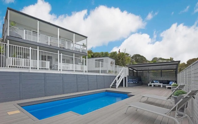 Peninsula Retreat