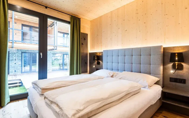 Appealing Apartment With Pool