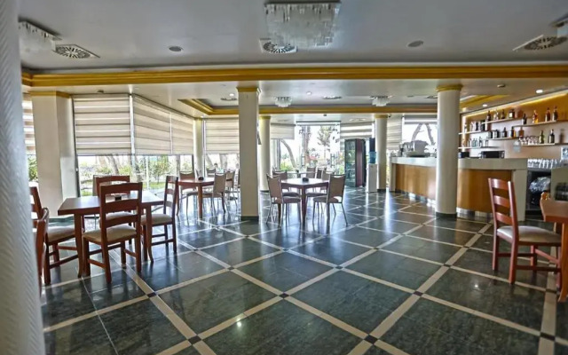 Kastrati Hotel
