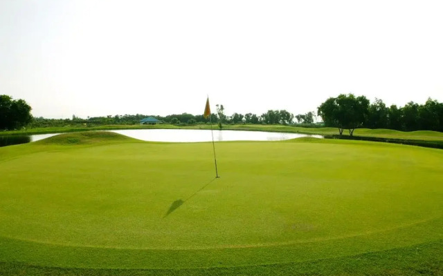 Sunrise Lagoon Hotel And Golf