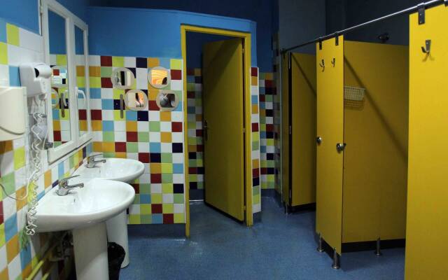 Red Nest Hostel