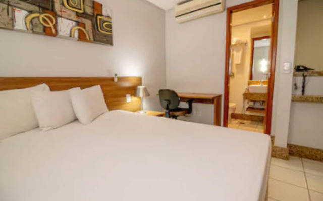 Sun Square Suites Hotel