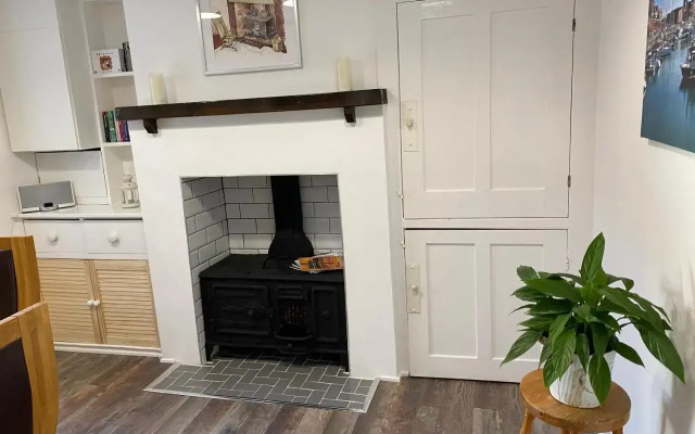 Cosy 2 Bedroom House