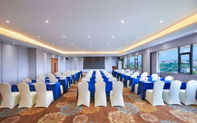 Ramada Encore by Wyndham Guilin Wanfu