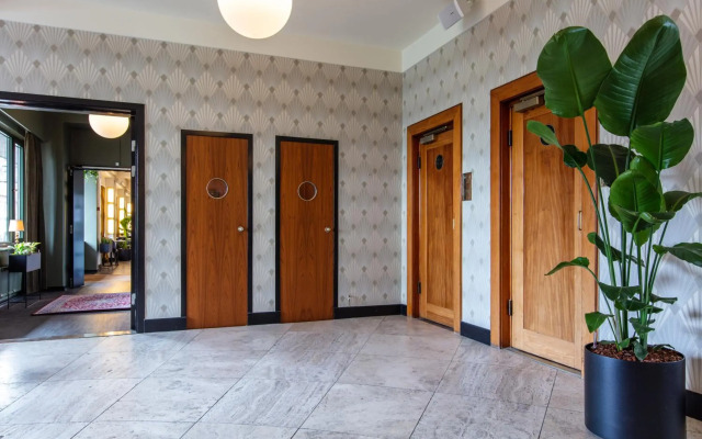 Hotel Astoria, Best Western Signature Collection