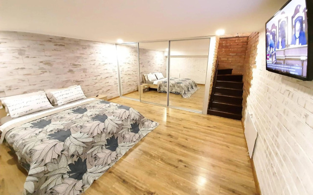 Charlotte -двухуровневая квартира в Центре