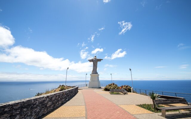 Dom Pedro Garajau