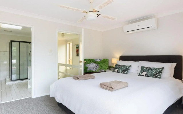 Tehidy Townhouse - translation; a place of retreat