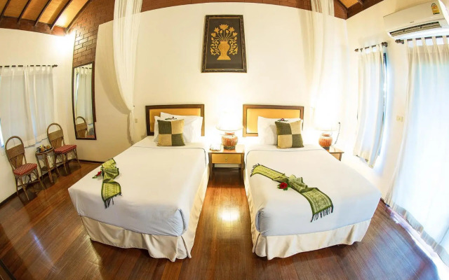 Golden Pine Resort