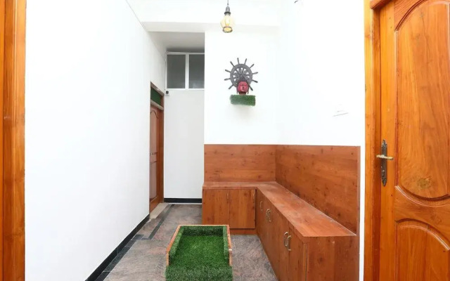OYO 17246 Anurag Inn
