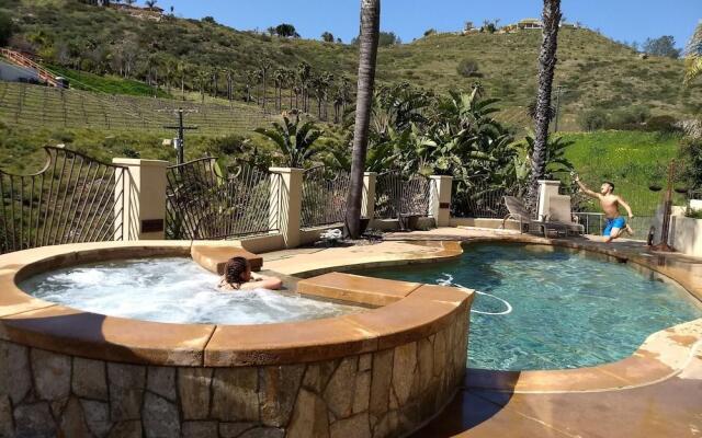 Sunshine Mountain Bed and Breakfast